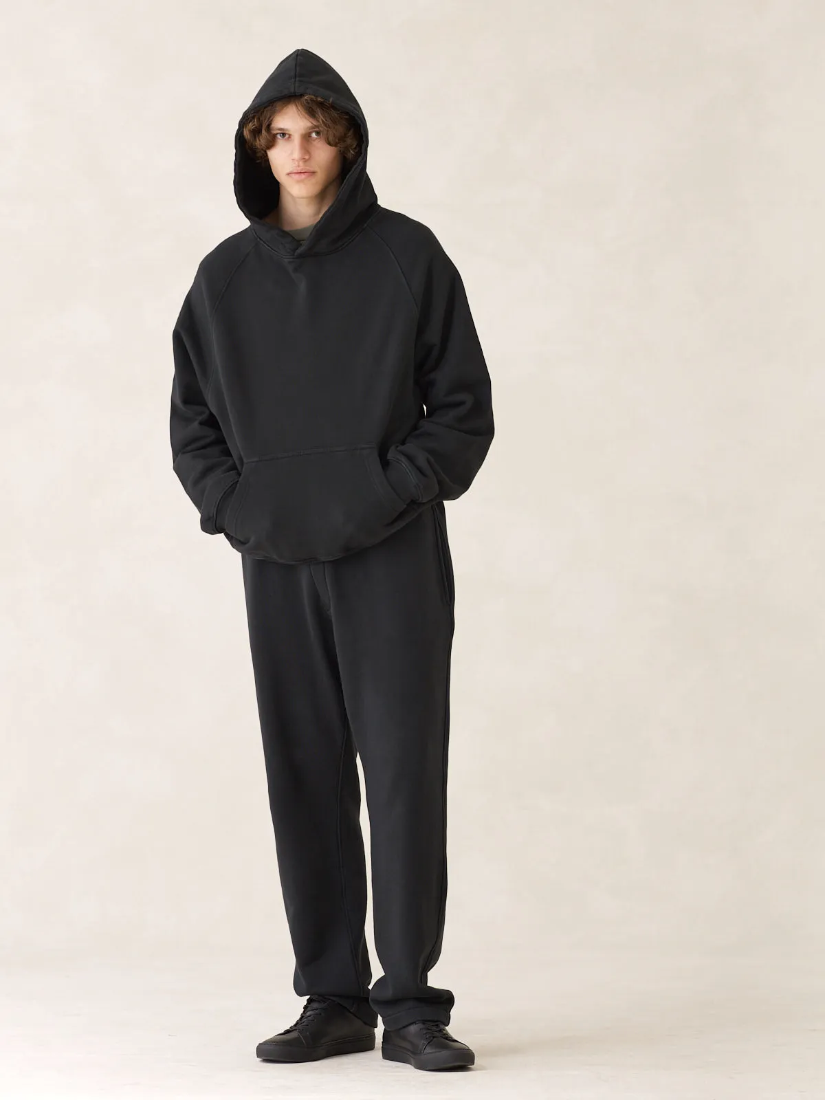 08 / Tracksuit trousers Fade Out Black