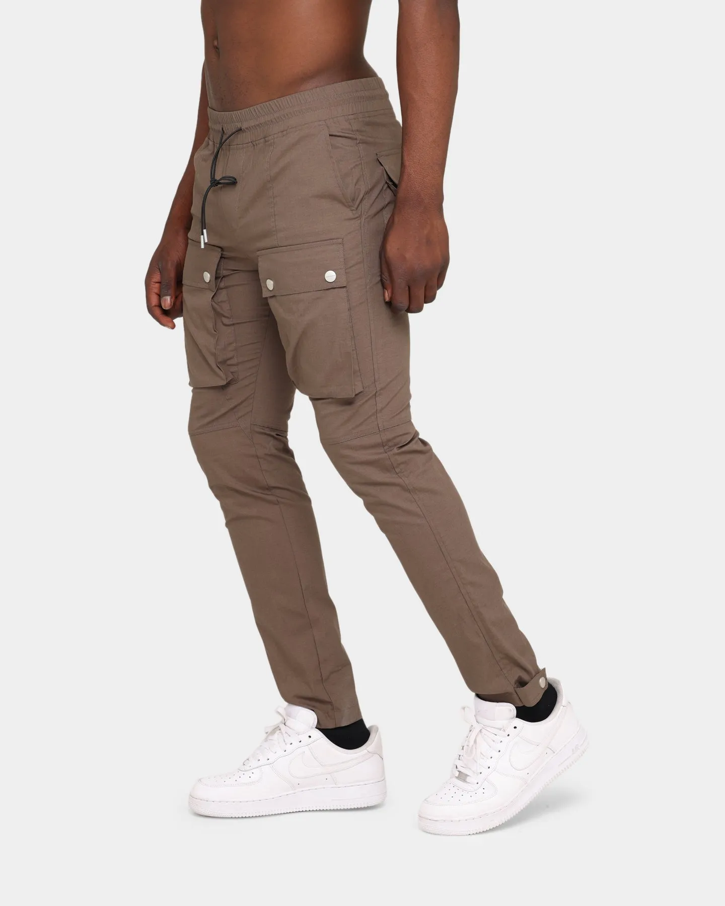 Club Paradise Resort Cargo Pants Brown