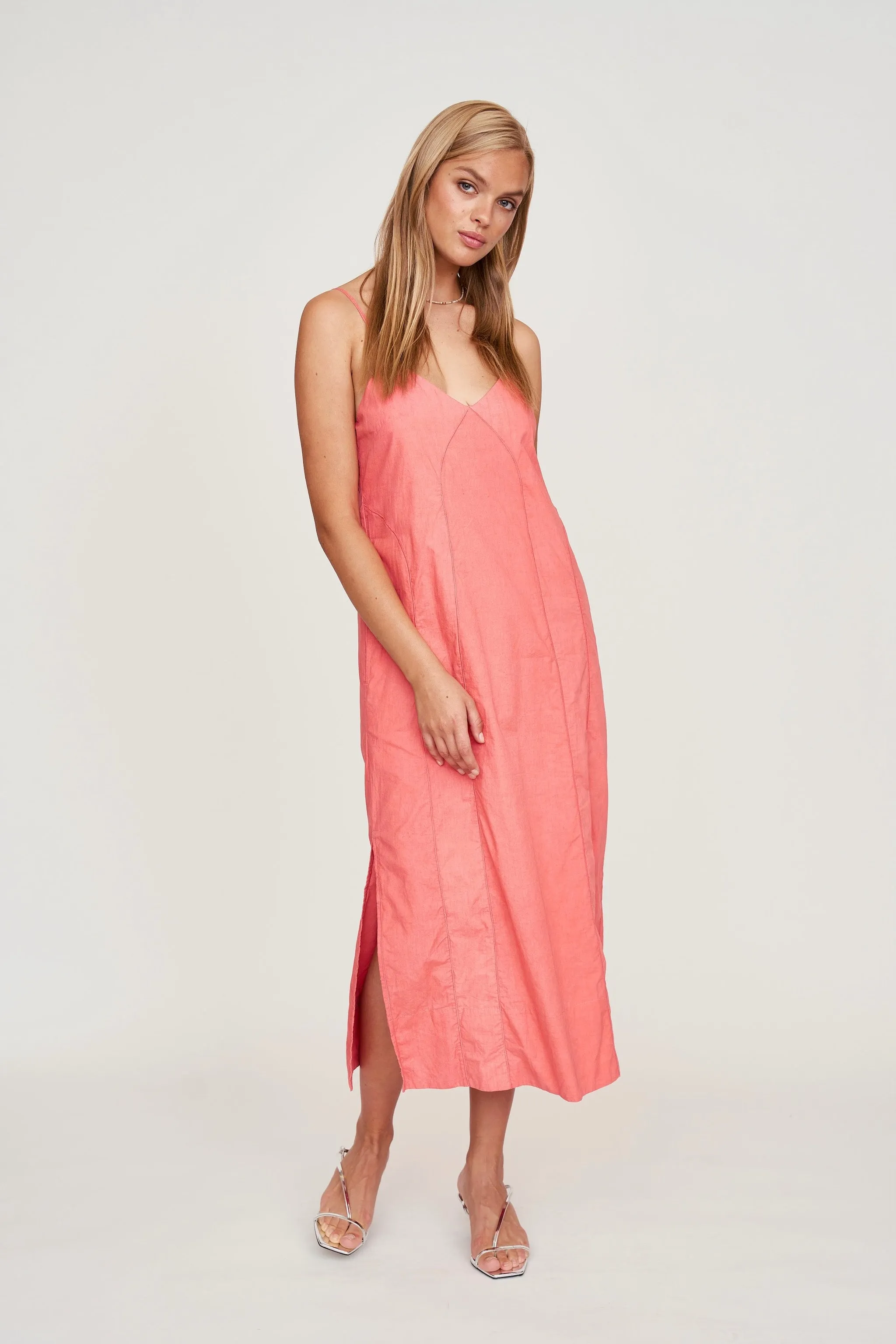 Como Dress in Coral