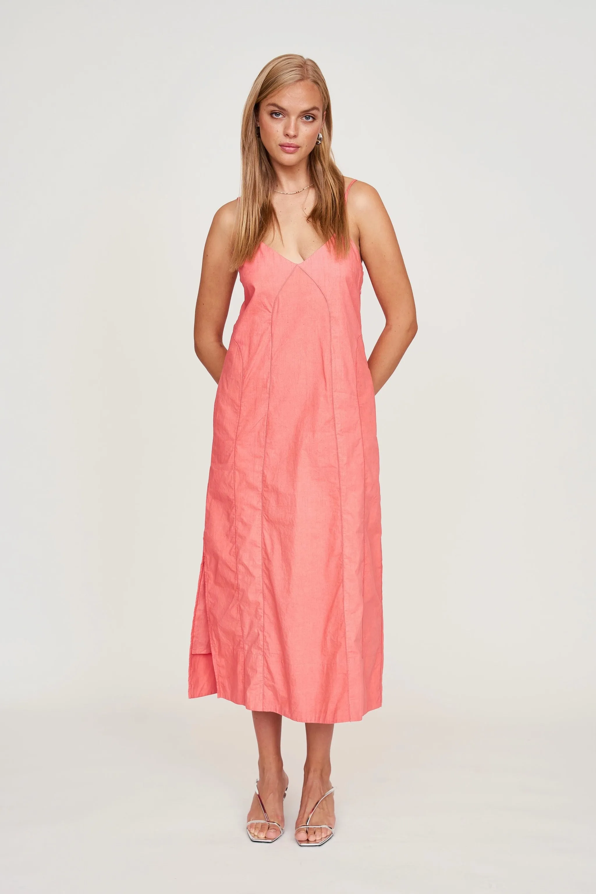 Como Dress in Coral