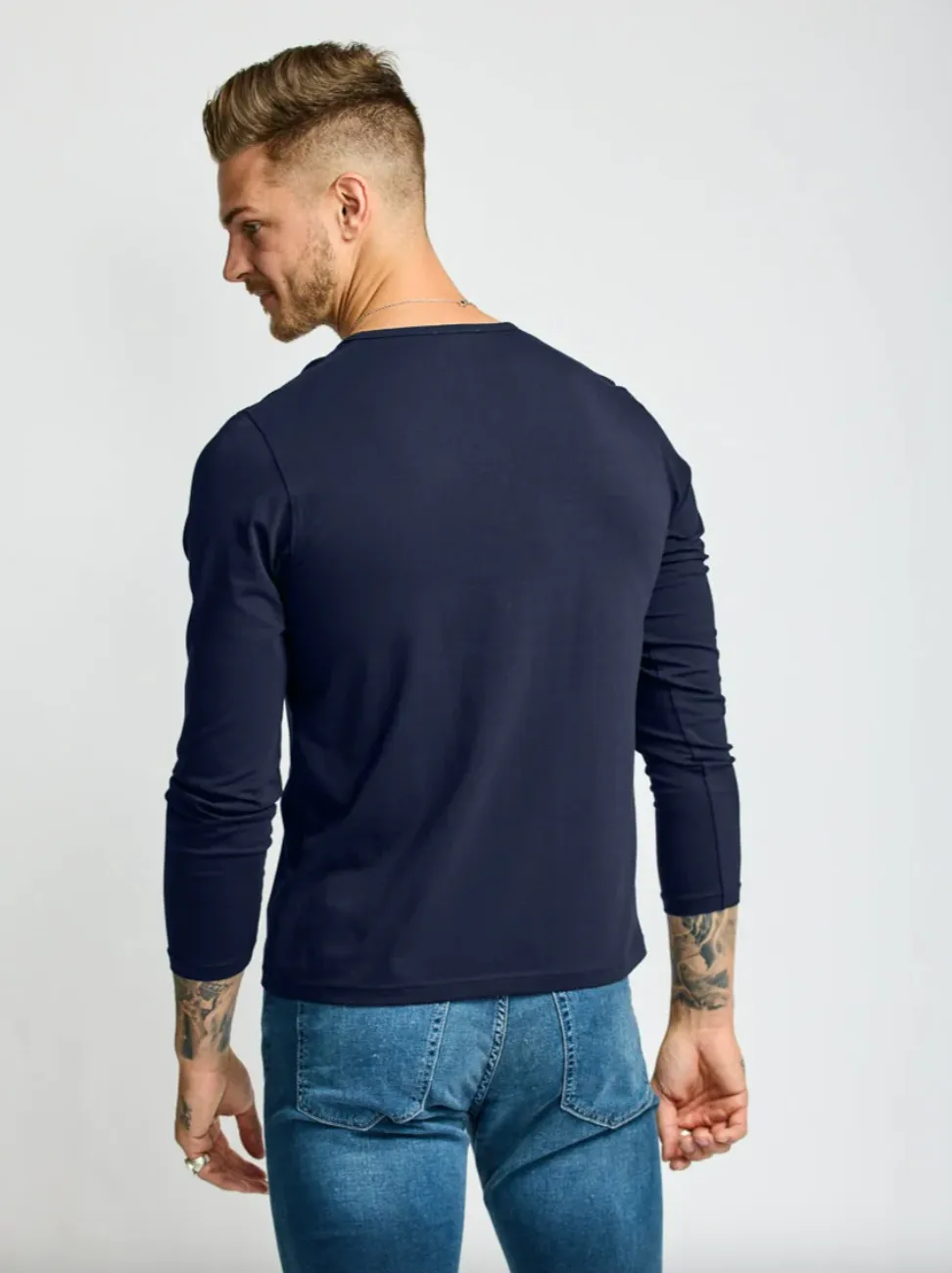 Easy Mondays-LS Henley Tee