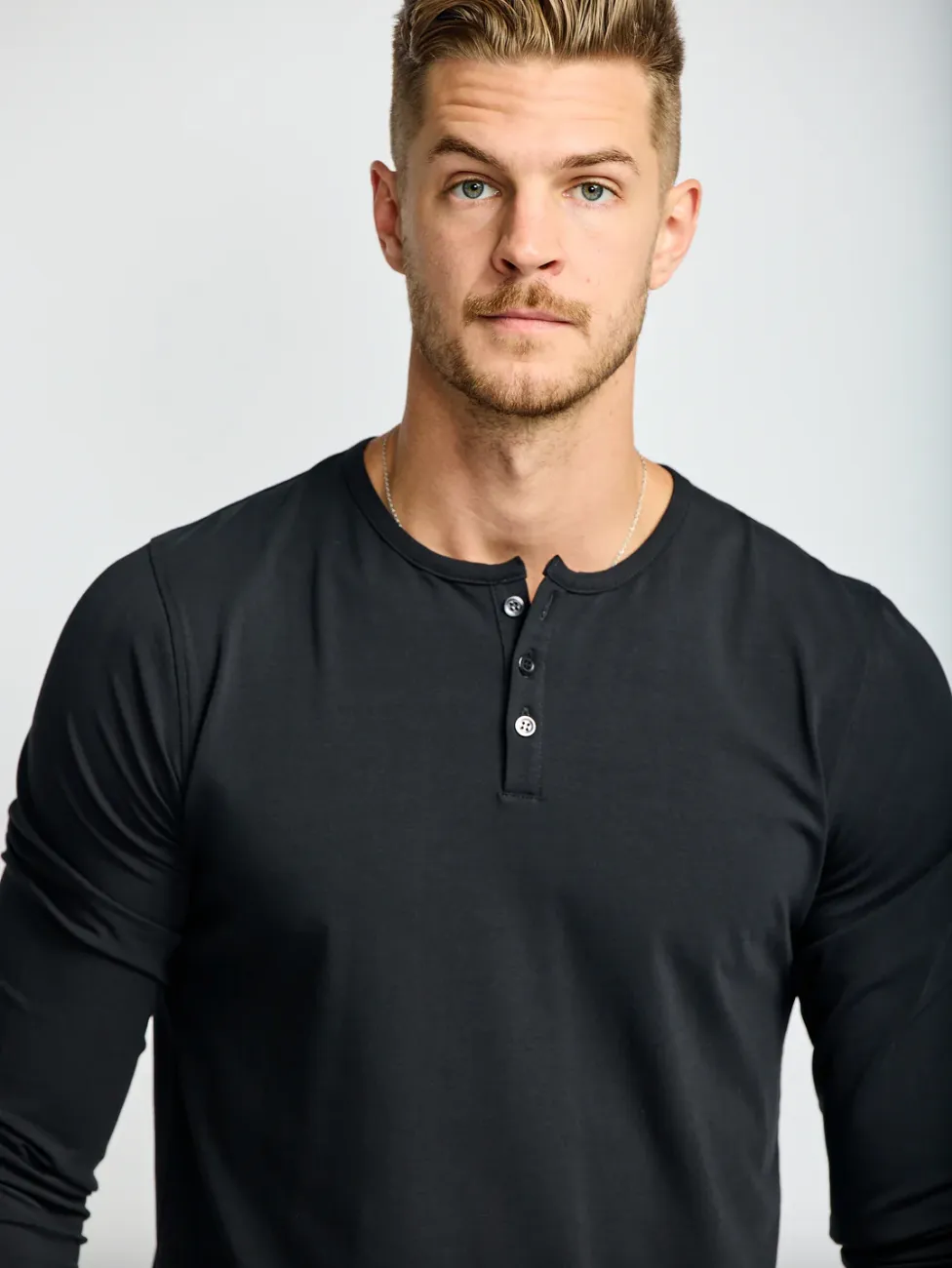 Easy Mondays-LS Henley Tee