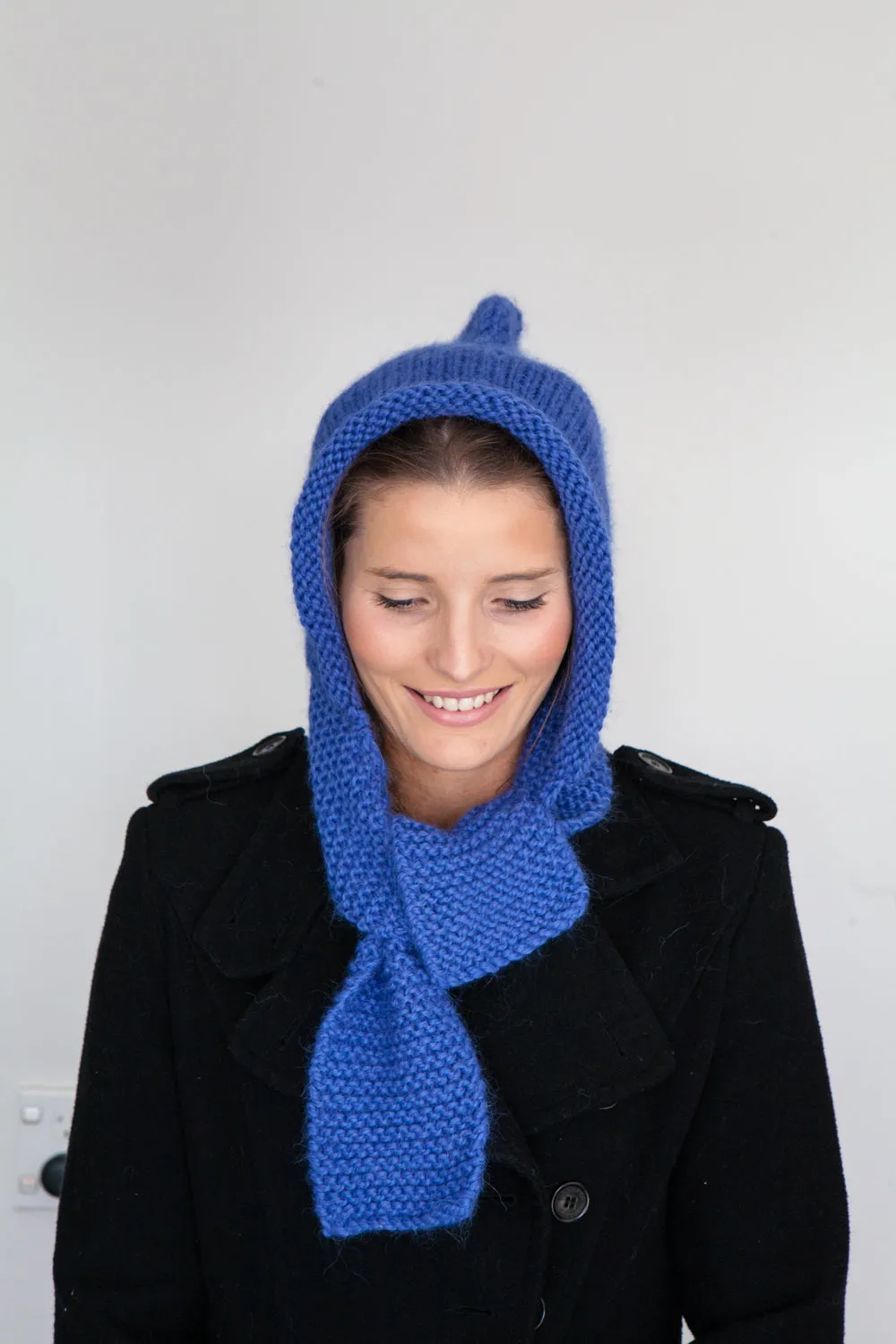 FREE Knitting Pattern Download - Alpaca Chunky Hood Snood 1009