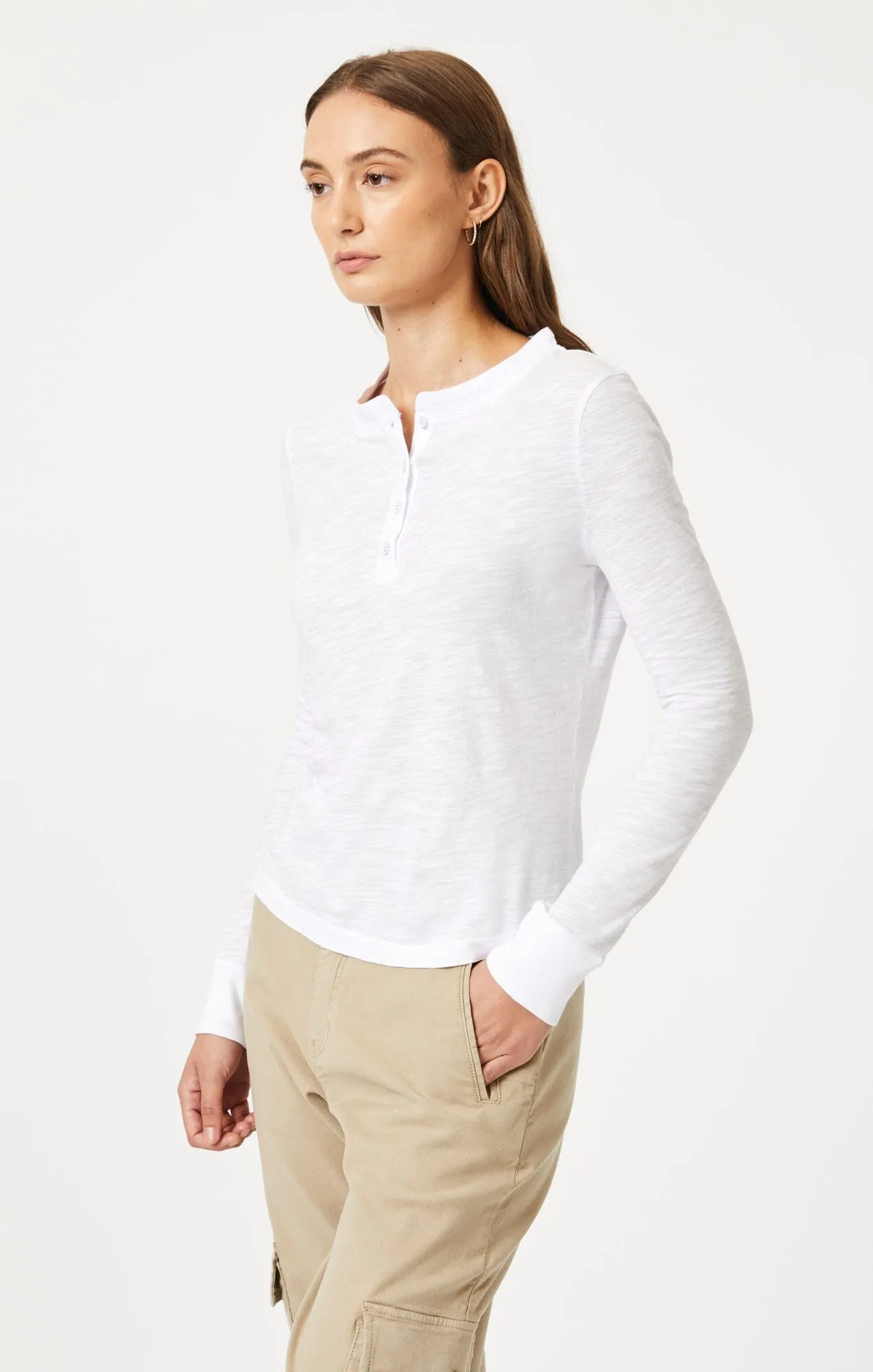 HENLEY T-SHIRT IN WHITE