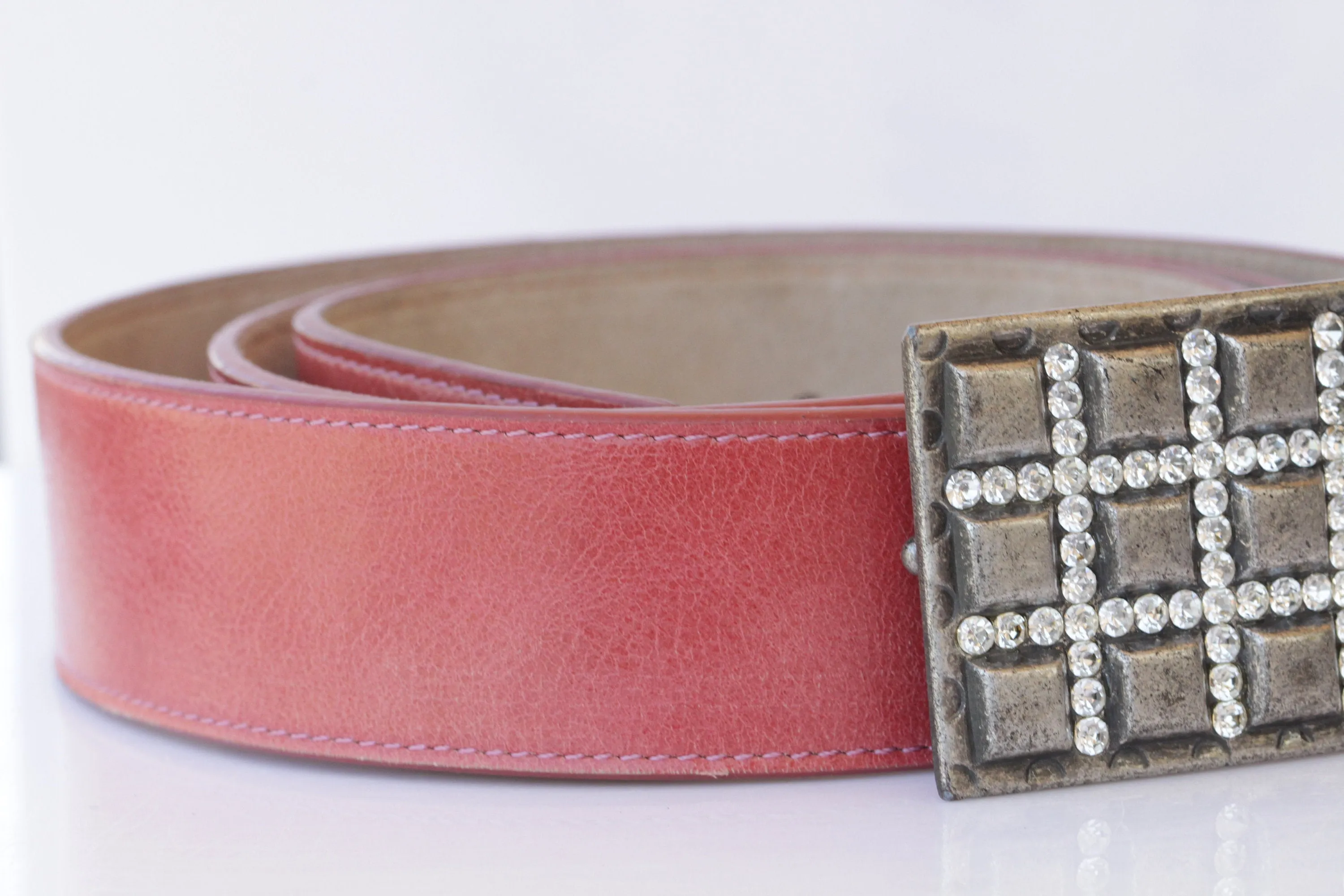 RED LEATHER BELT,