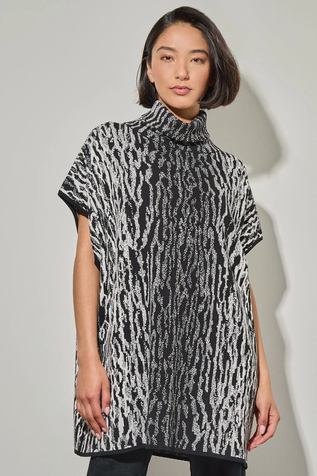 Short Sleeve Animal Print Turtleneck Tunic