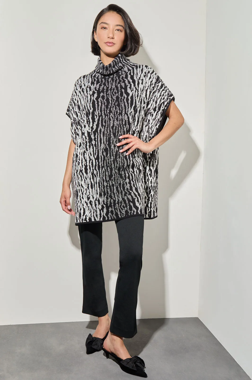 Short Sleeve Animal Print Turtleneck Tunic