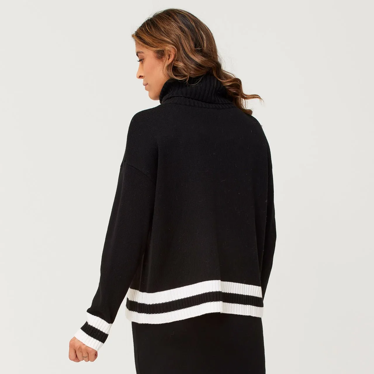 W ALTITUDE TURTLENECK SWEATER