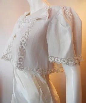 White Ribbed Cotton  Lace Trimmed Cropped Jacket circa 1930s